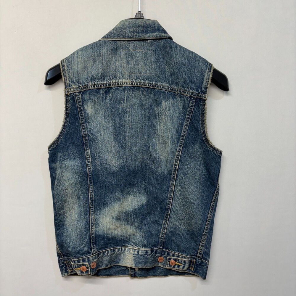 Levi's Men Sleeveless Trucker Denim Jean Vest Jacket Size Small C055 -22 - Picture 11 of 13
